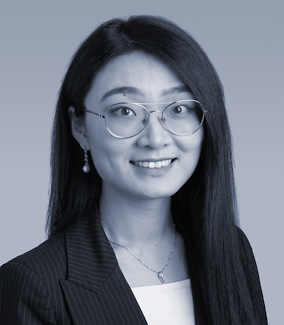 Black and White Photo of Rebecca Liu